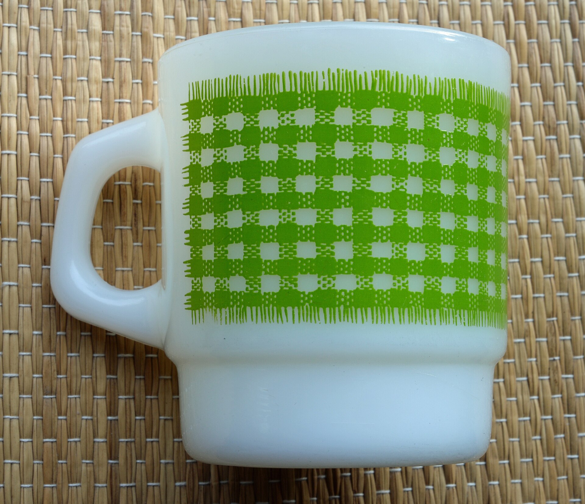 Anchor Hocking Fire-king 35 Gingham pattern made in USA