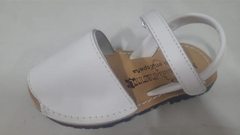 Pili Pérez Model 551