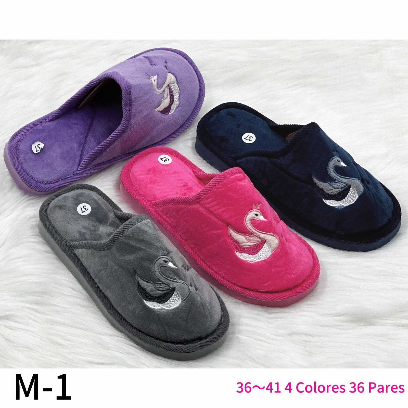 Pili Pérez Women's house slipper M-1